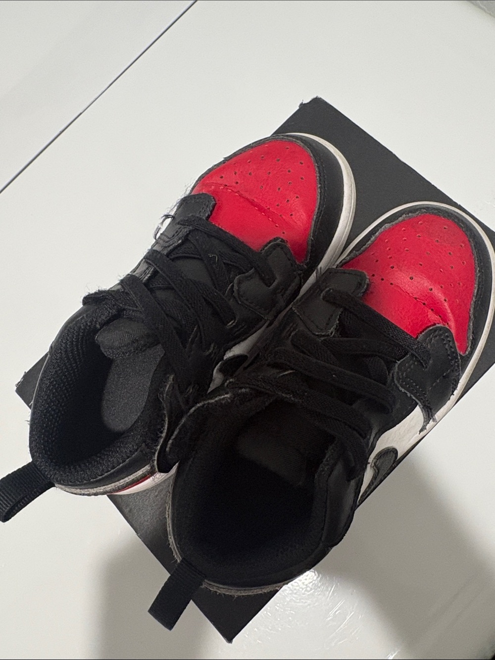 Kids Black, Red & White Low-Top Athletic Shoes